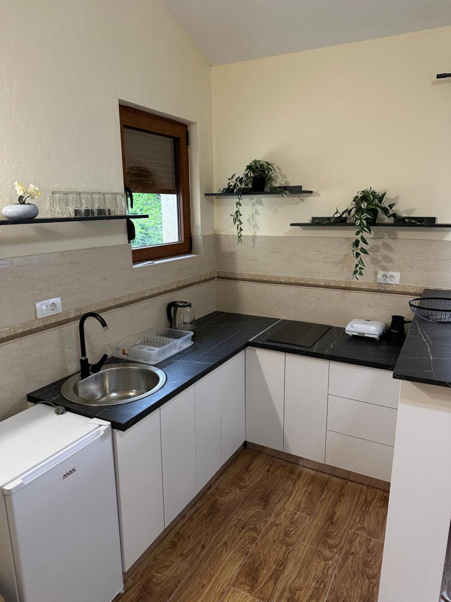 Green House Virpazar Δωμάτιο φωτογραφία